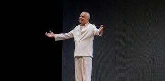 In piazzale Roma la comicità travolgente di Giorgio Panariello e la voce unica di Serena Brancale